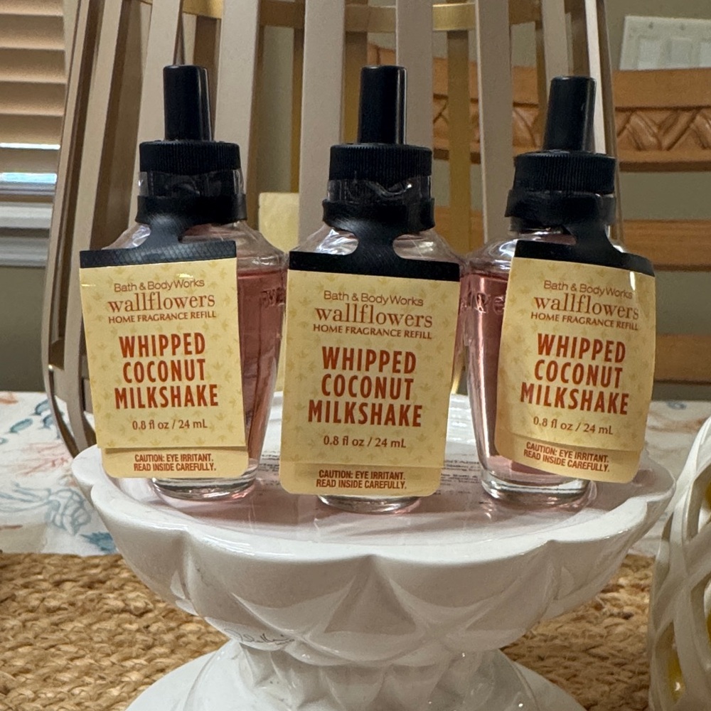 Bath & Body Works Wallflowers Whipped Coconut Milkshake Refill Set of 3